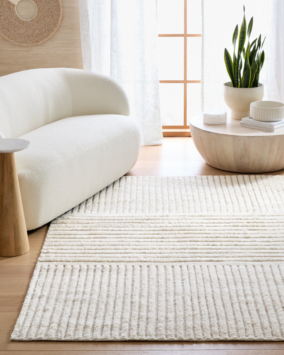 Ivory hand-knotted New Zealand wool rug 3' x 5'