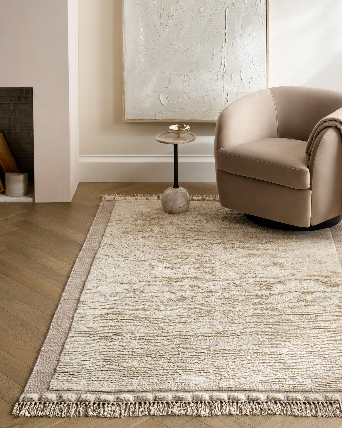 Neutral wool shag rug with fringe 9' x 12'